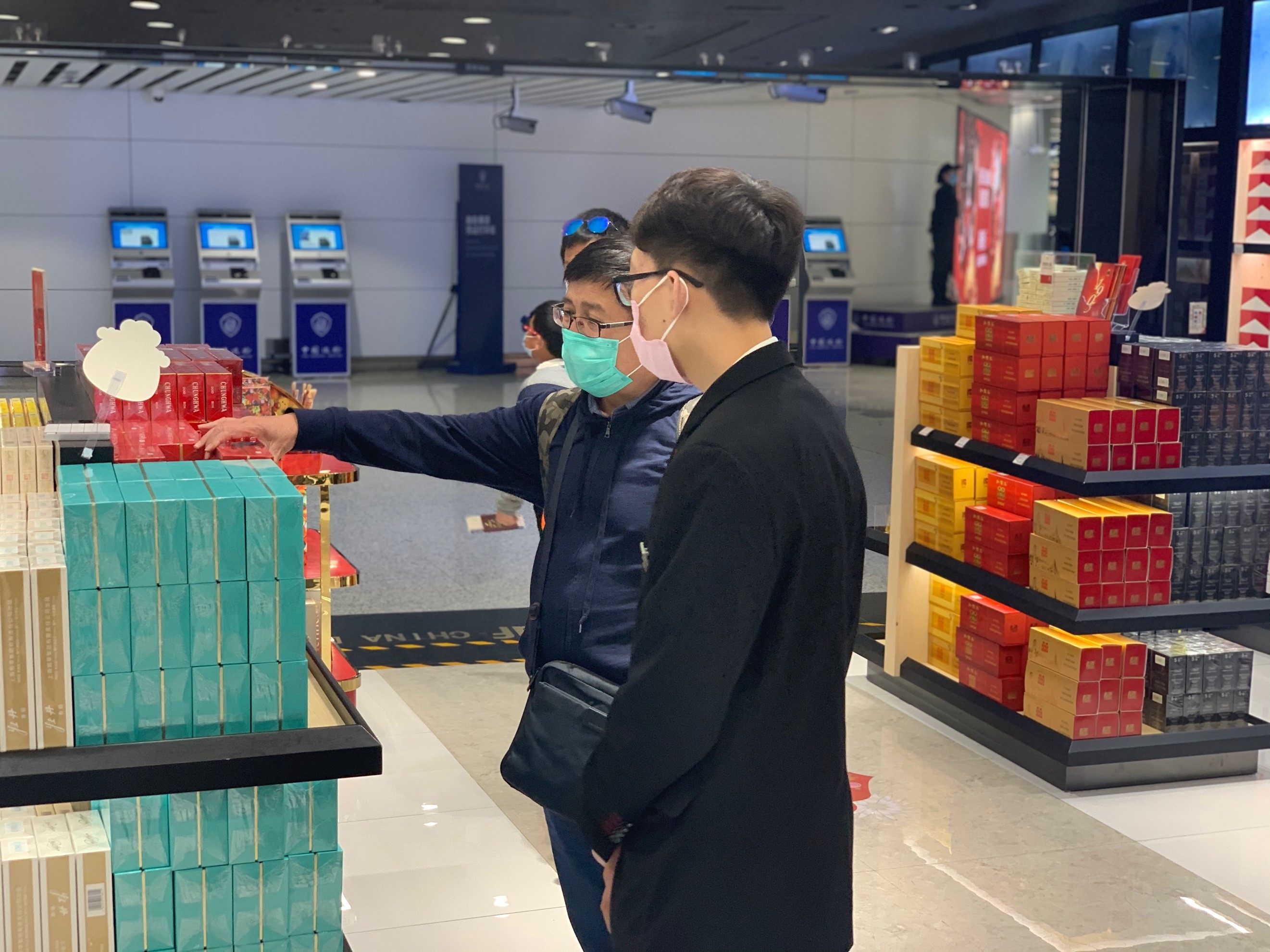 【中國(guó)免稅人在行動(dòng)?黨員先鋒篇】之二： 不忘初心，凝心聚力——中免黨員抗擊疫情，發(fā)揮黨員先鋒模范作用