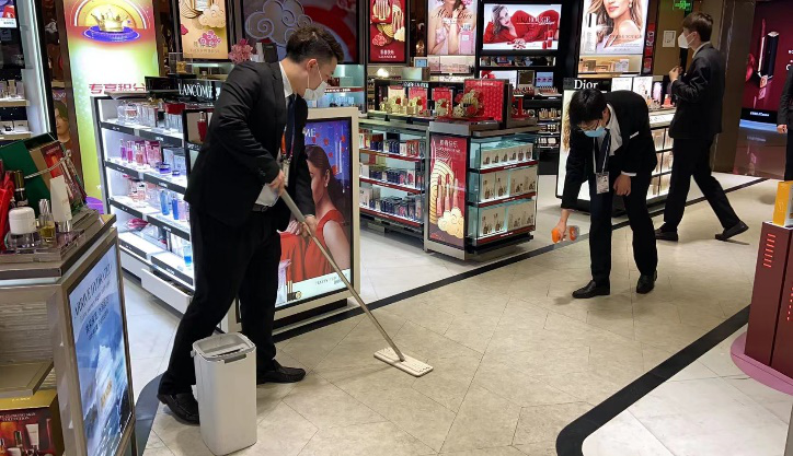 【中國(guó)免稅人在行動(dòng)?黨員先鋒篇】之三： 在疫情中堅(jiān)守 “逆行者”全力保障服務(wù)