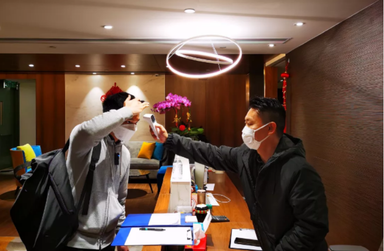 【中國(guó)免稅人在行動(dòng)?一線直擊篇】之四：有愛(ài)同行，距離不再遙遠(yuǎn)——共同戰(zhàn)“疫”，愛(ài)不隔離！