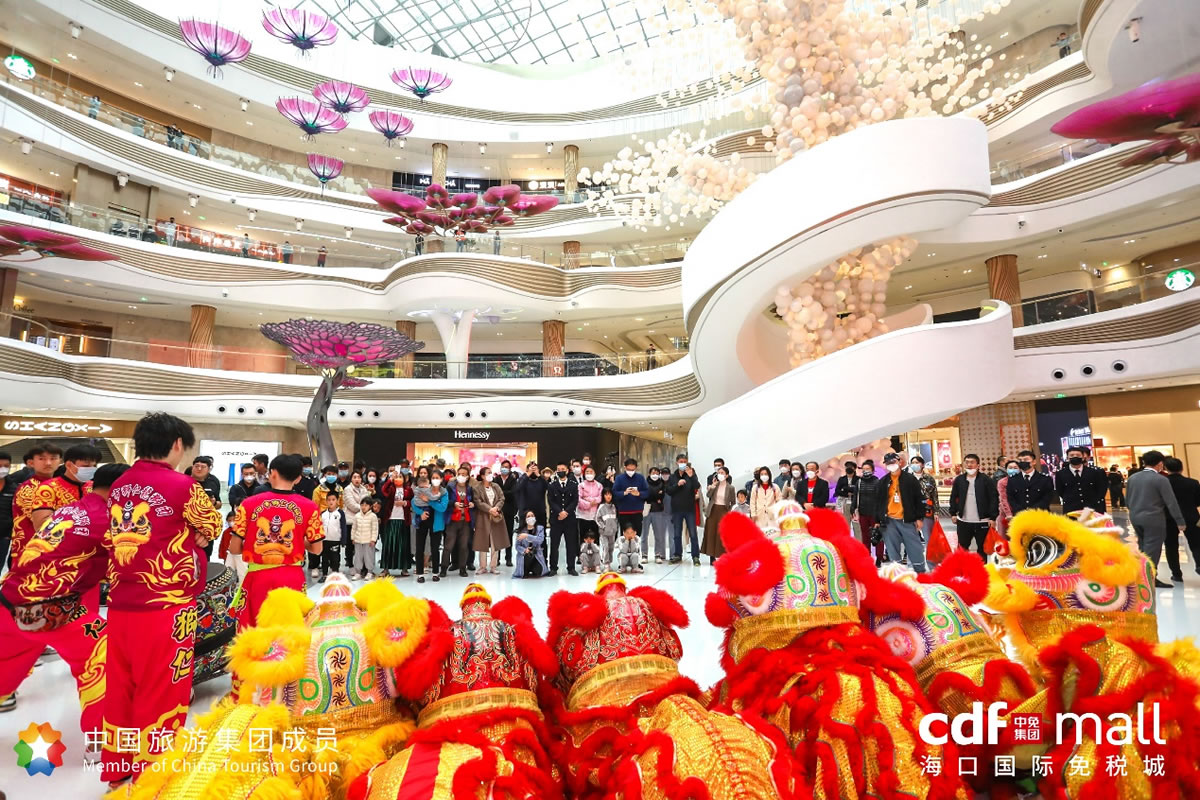 踐行“誠(chéng)信經(jīng)營(yíng)、優(yōu)質(zhì)服務(wù)”理念 中免集團(tuán)行穩(wěn)致遠(yuǎn)